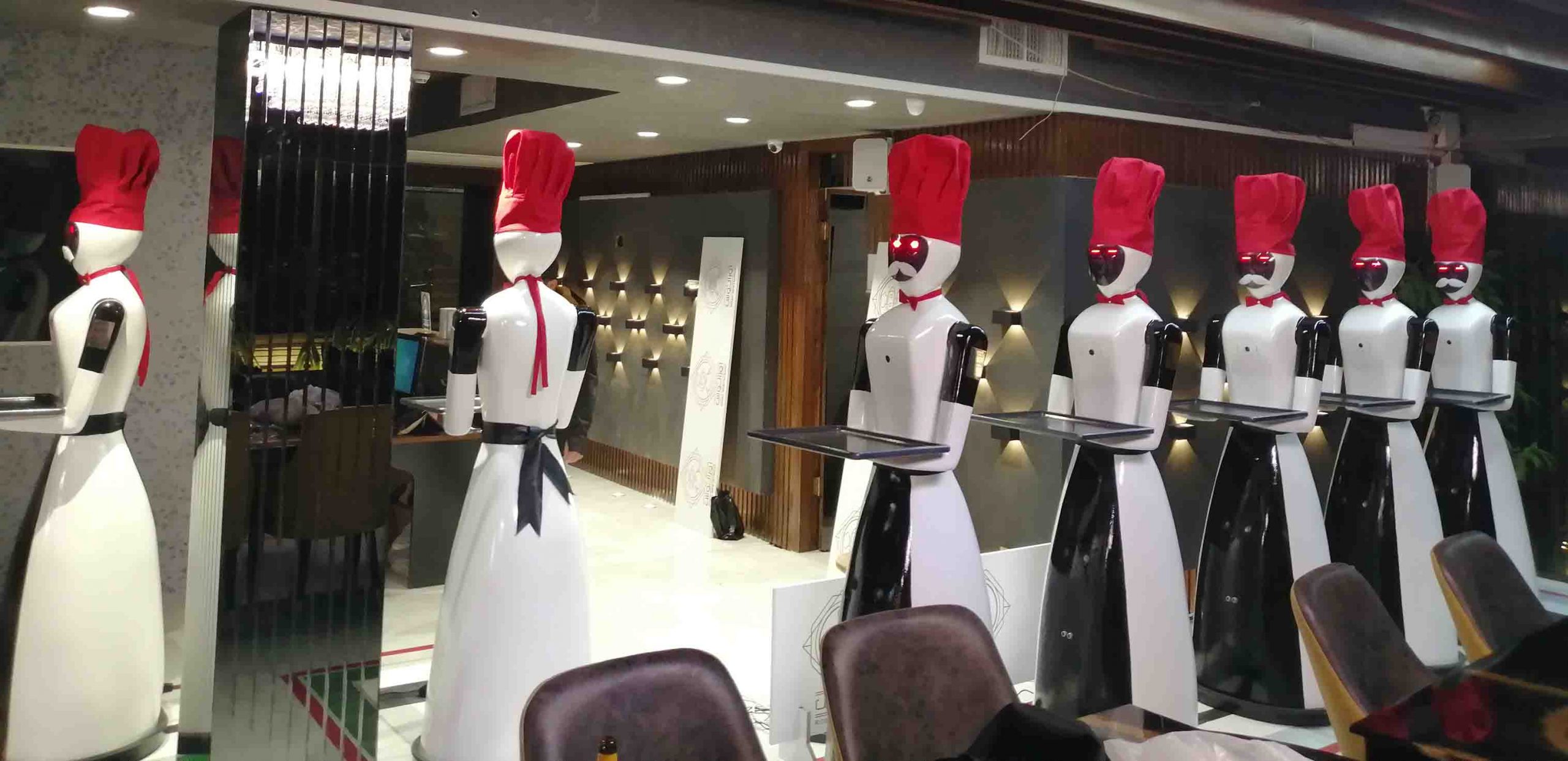 رستوران رباتیک